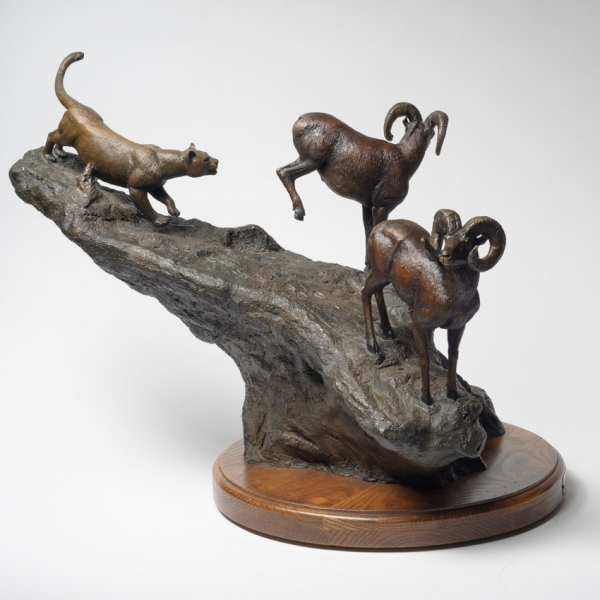 gibson_jack_17x28x40_cast_bronze_cougar_hunting_bighorn_rams_pursuit_ed_of30_01